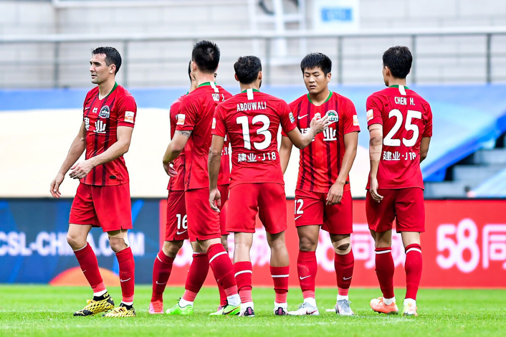 九游会里程碑夜尼斯再遭质疑；中超今夜刷纪录；球迷炸锅；临场指挥获称赞的简单介绍