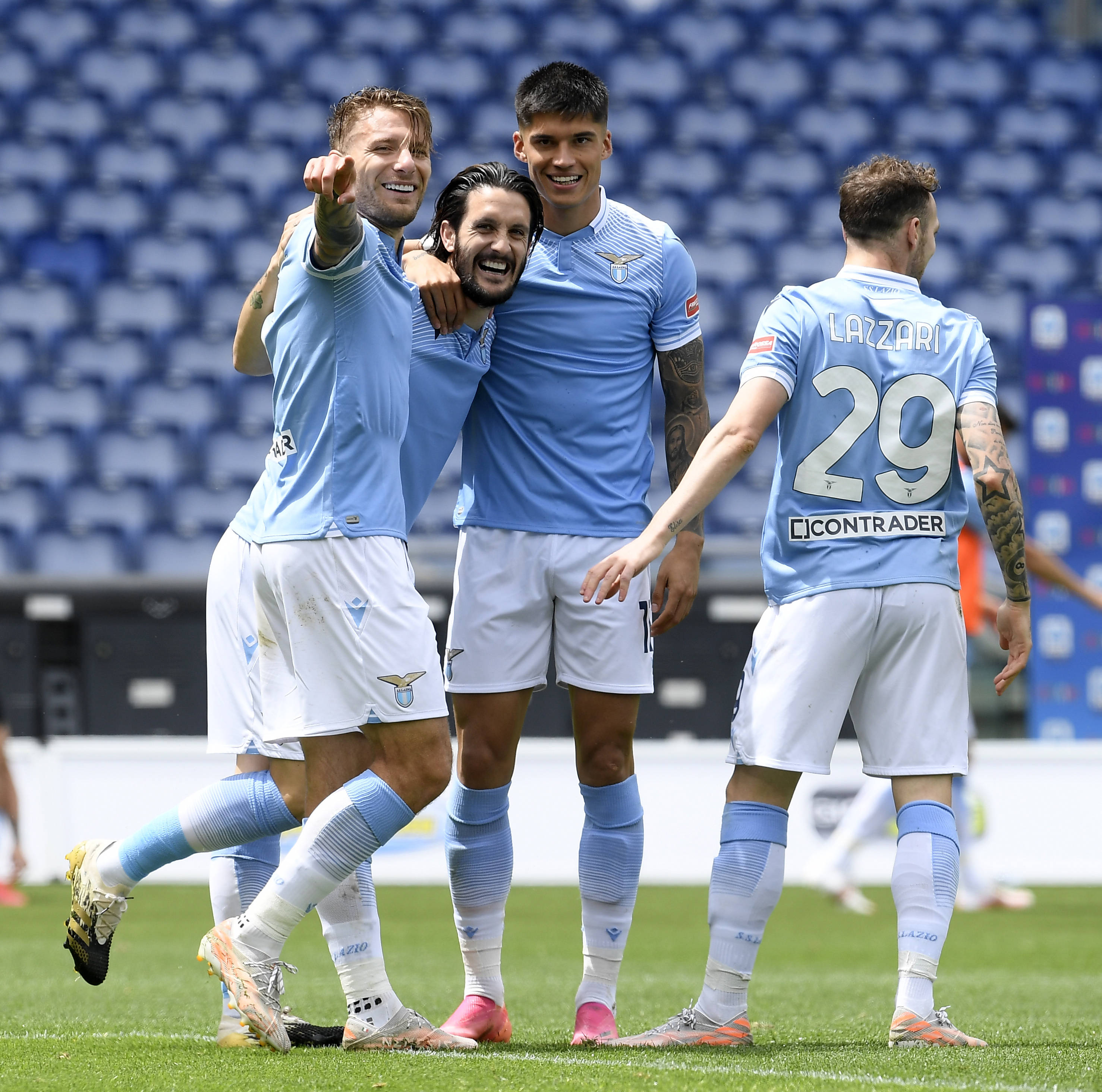 j9官网赛地聚焦：足总杯加时末段热度飙升，孟菲斯灰熊内部沟通，信心回归，轮换策略成焦点的简单介绍